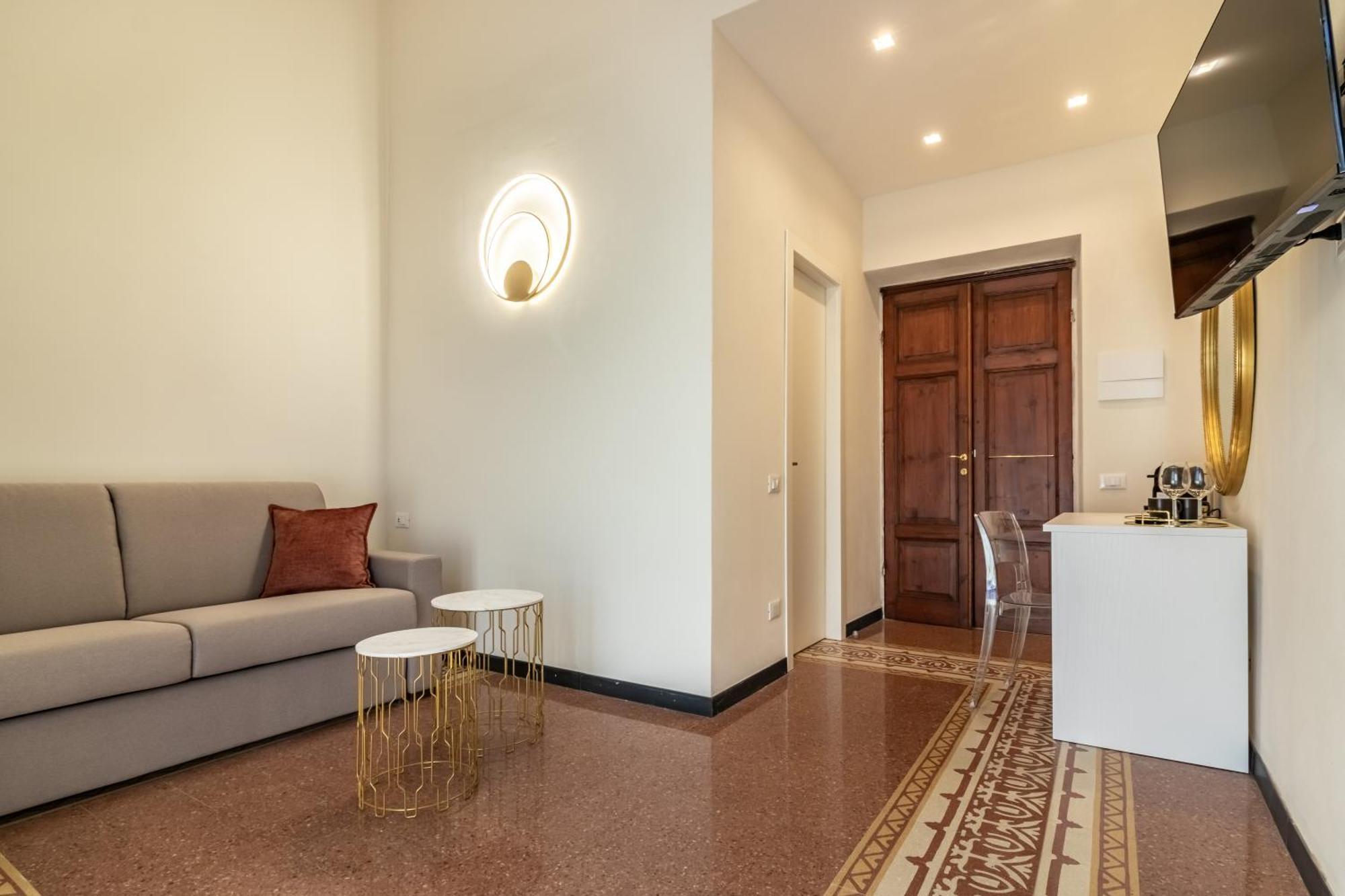Oldoini Luxury Apartment And Suites ลาสเปเซีย ภายนอก รูปภาพ