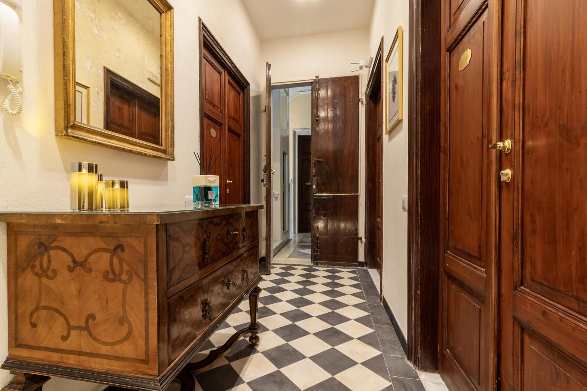 Oldoini Luxury Apartment And Suites ลาสเปเซีย ภายนอก รูปภาพ